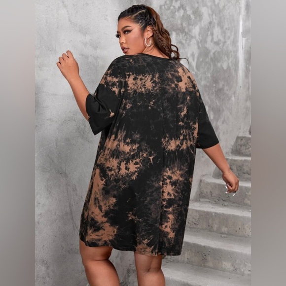 Acid Wash Graphic Tee Dress *NEW* - Picture 2 of 5